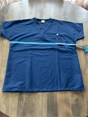Smart Scrubs Unisex Blue V-Neck Scrub Top